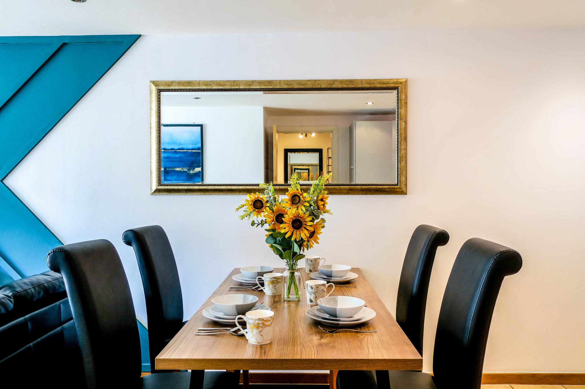 West Gate Apartment2