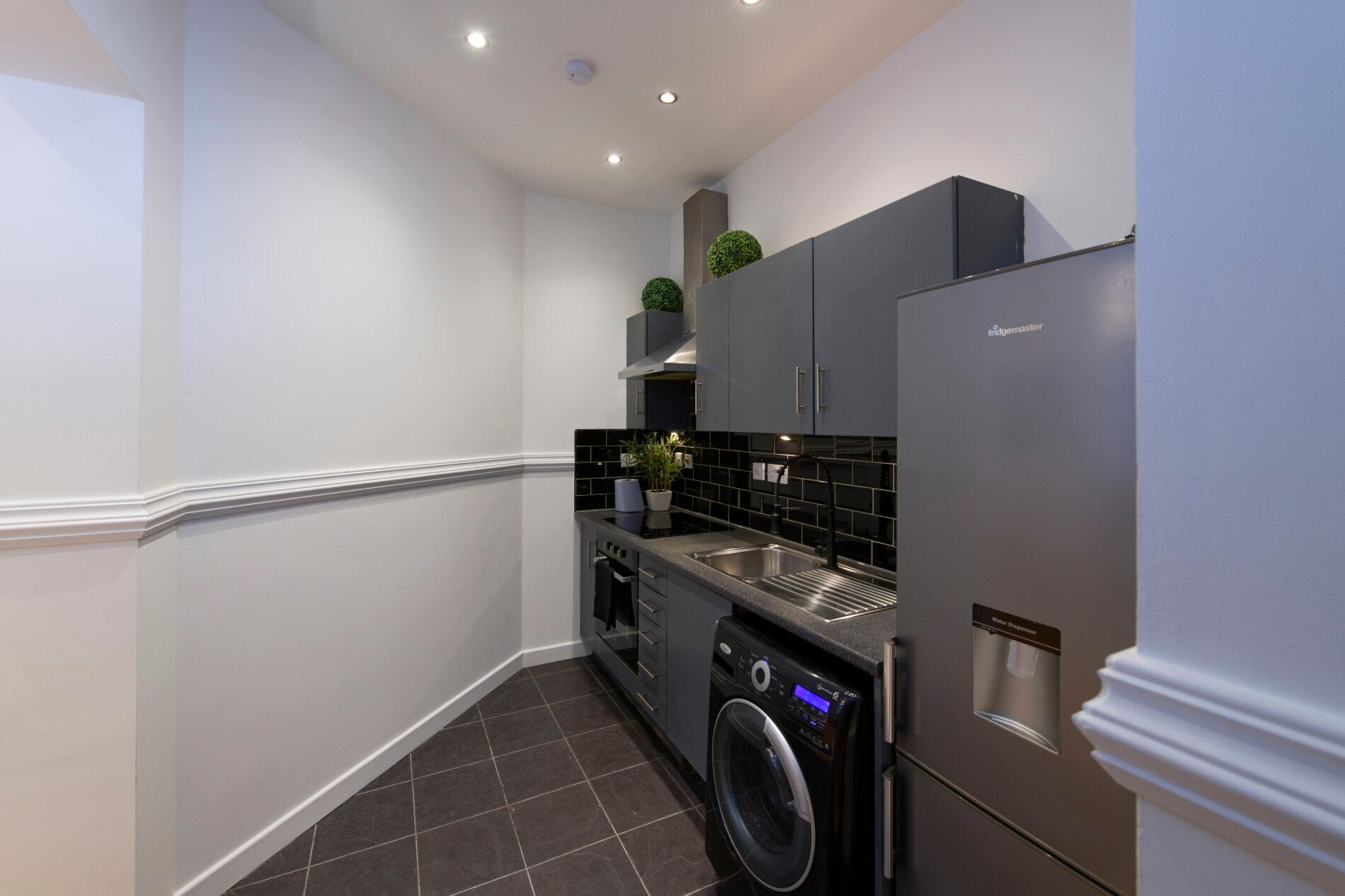 White Tulip Central 3 bedroom Duplex Loft4