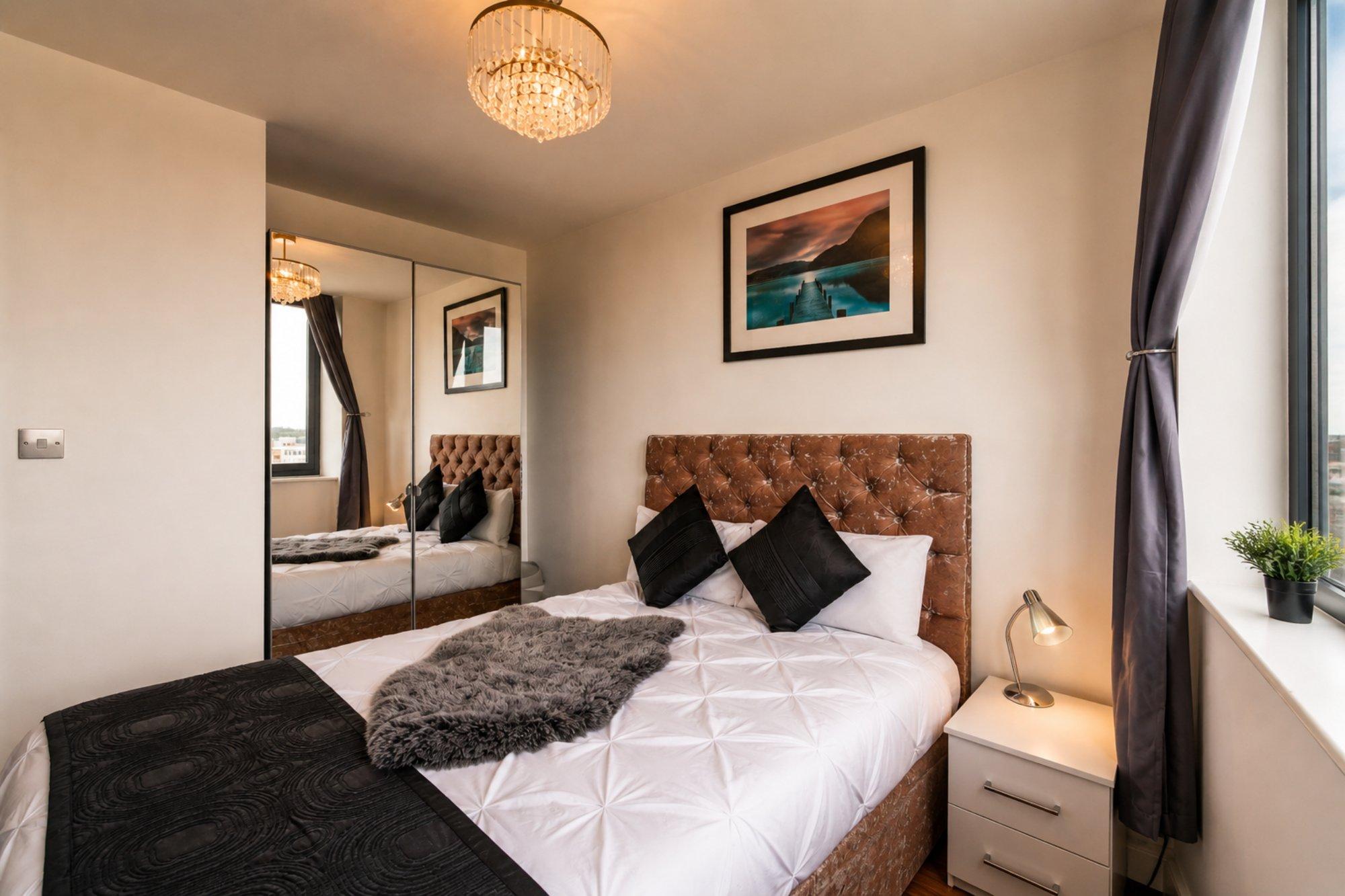 2 Bedroom Serviced Apartment Liverpool6
