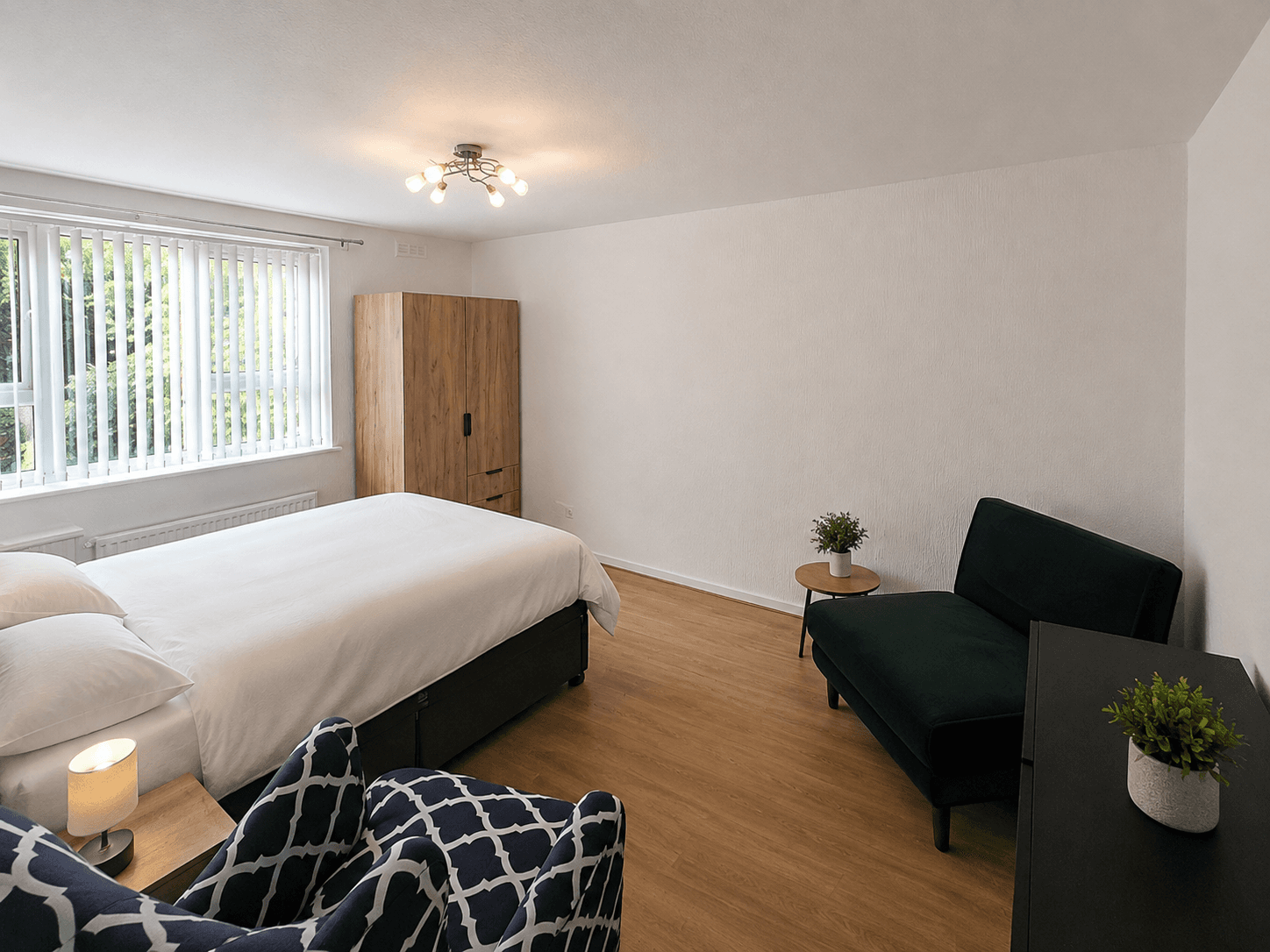 3 bedroom apartment Great Location3