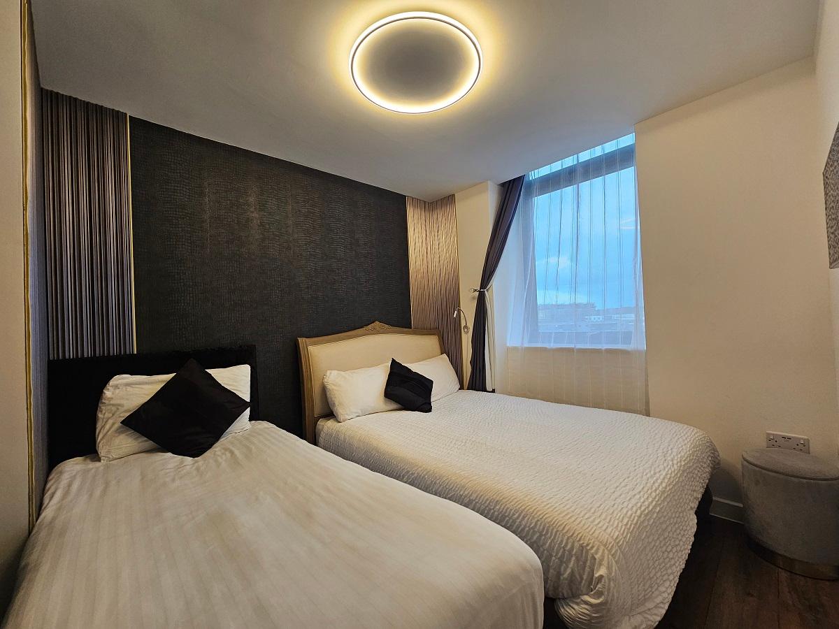 Spacious Liverpool City Centre Apartment with View