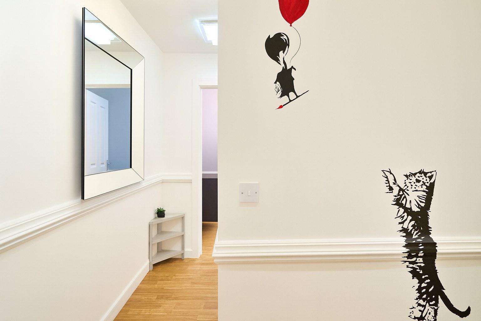 White Tulip Central 3 bedroom Duplex Loft4