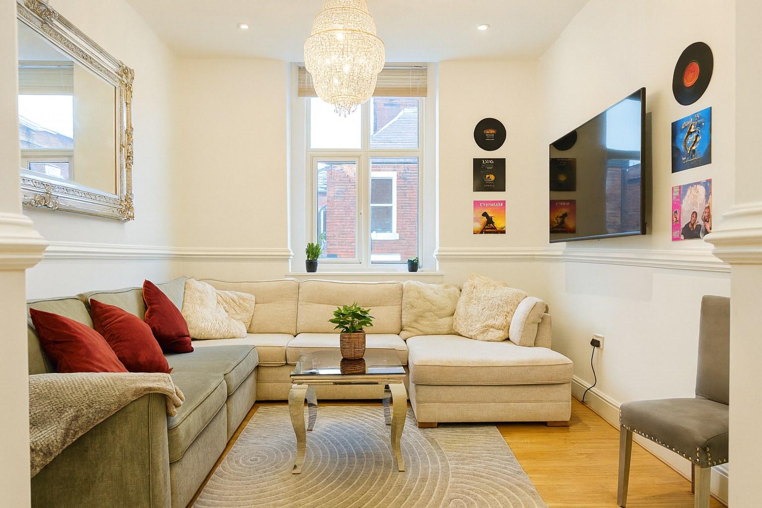 White Tulip Central 3 bedroom Duplex Loft5