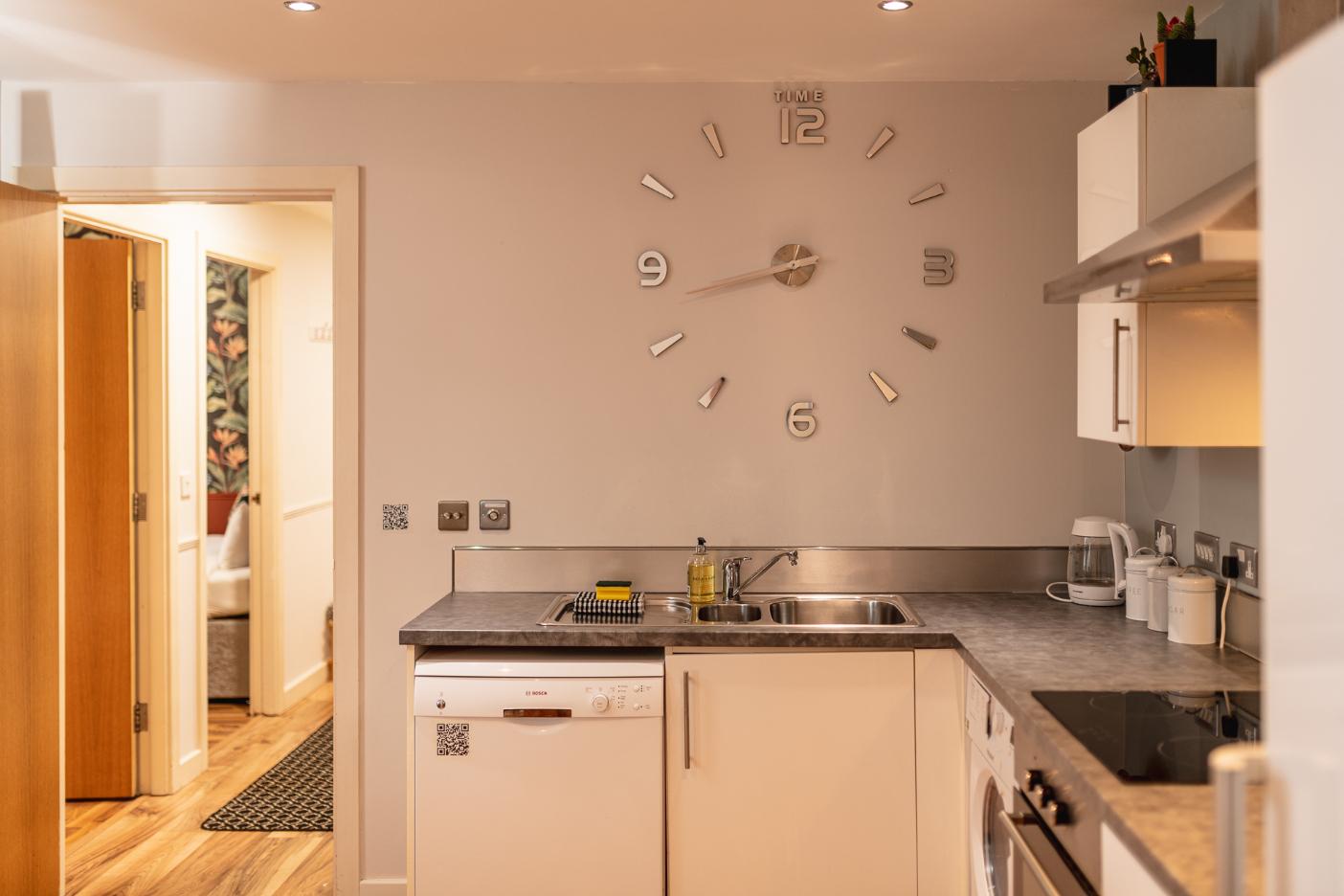 2 Bed Step-Free City Centre Apartment5