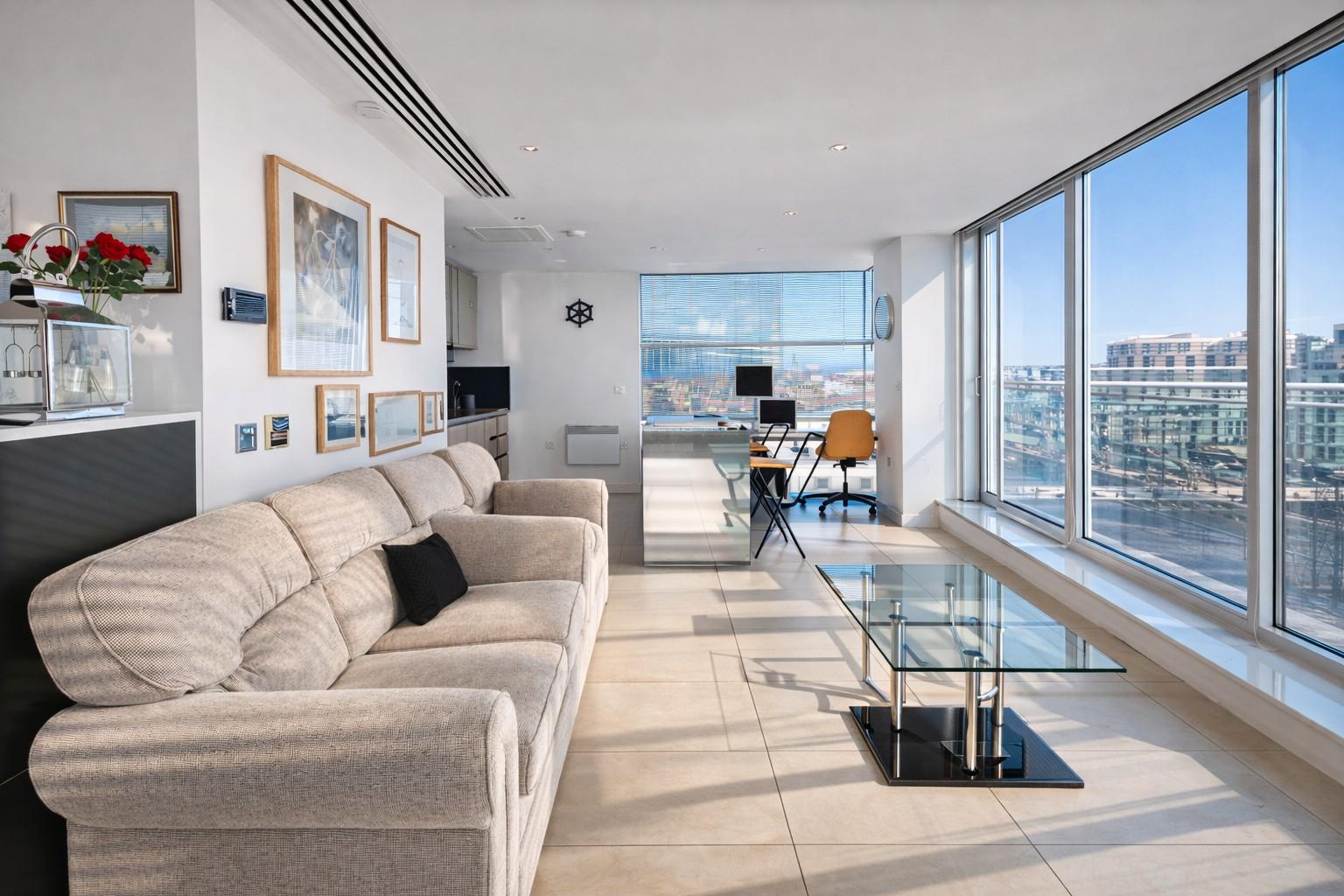 2 Bedroom Duplex Penthouse in LVP City Centre